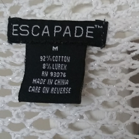 Sweater great shape - Picture 3 of 3